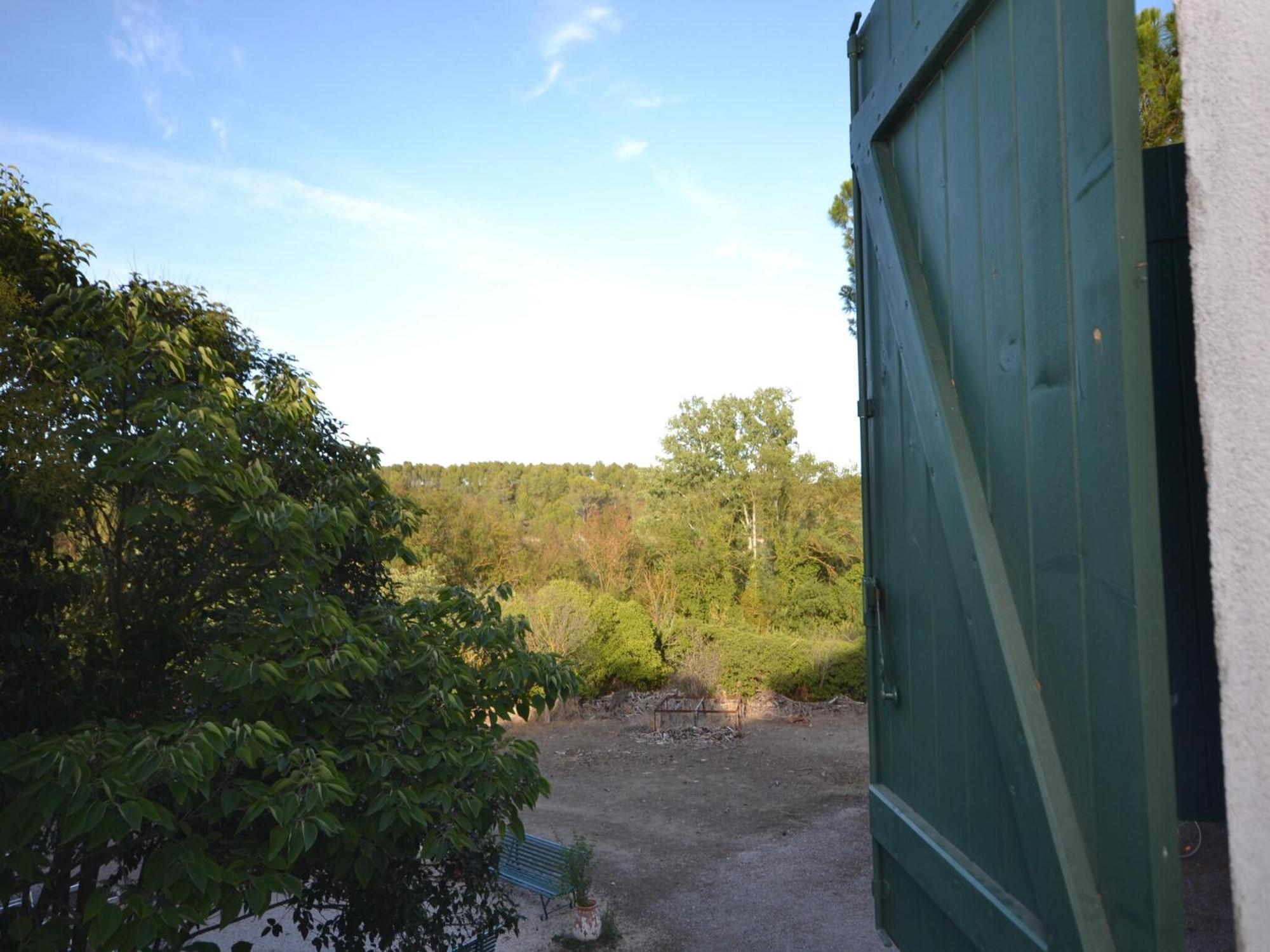 Apartment With Pool Amid Vineyards And Near The Beach Mèze Eksteriør billede