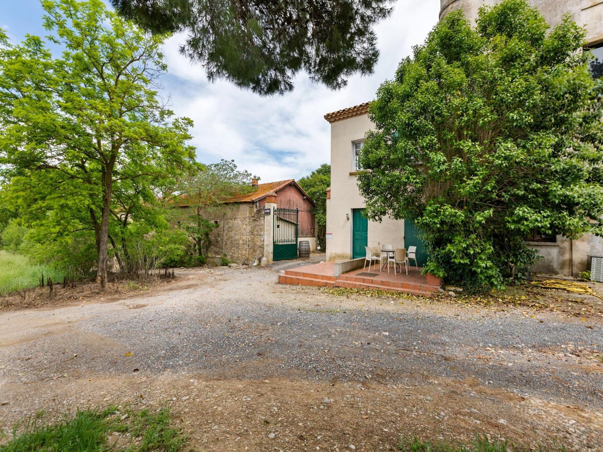 Apartment With Pool Amid Vineyards And Near The Beach Mèze Eksteriør billede
