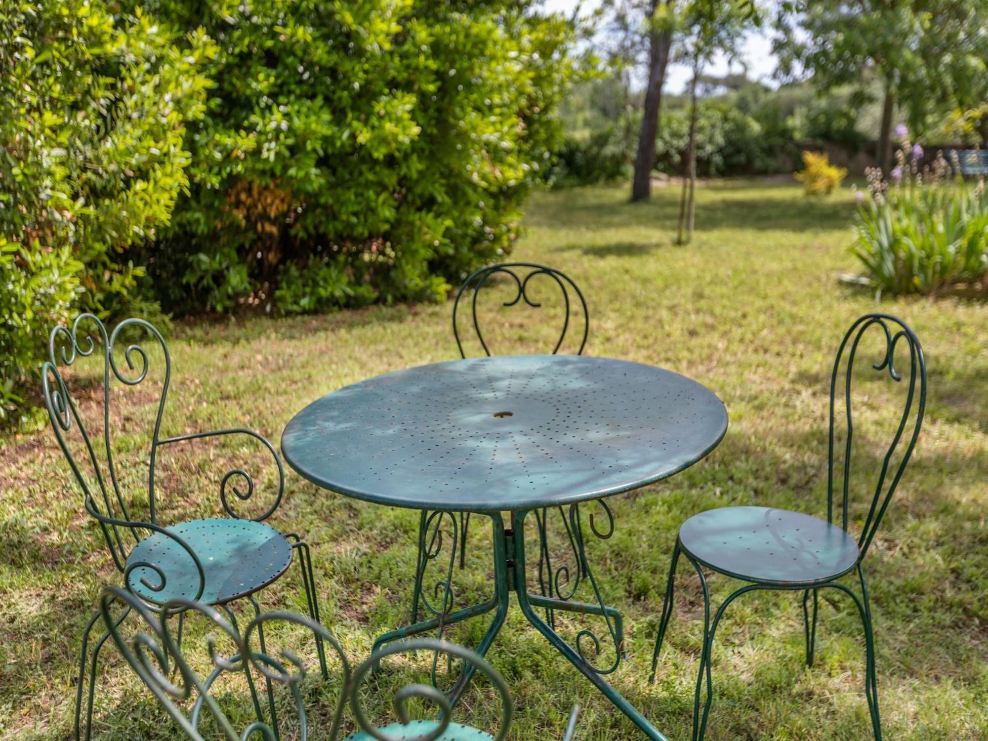 Apartment With Pool Amid Vineyards And Near The Beach Mèze Eksteriør billede